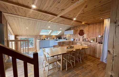 Les Angles Ski Chalet | Chalet accueillant, Panorama + Lac Montagne Village