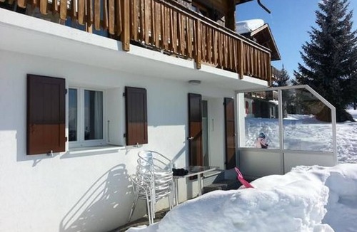 Rosswald Ski Chalet | Chalet Adlerhorst ground floor 3.5 room flat
