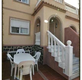 Gran Alacant House | Chalet Adosado Junto A La Piscina, Gran Alacant