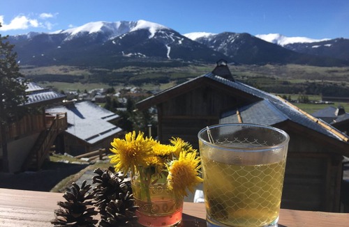 Superbolquere Ski Chalet | Chalet Aguila 5* (NEW) sleeps 12 - XXL. jacuzzi and panoramic sauna