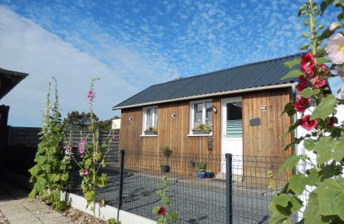 Saint-Come-de-Fresne Ski Chalet | Chalet ALOHA