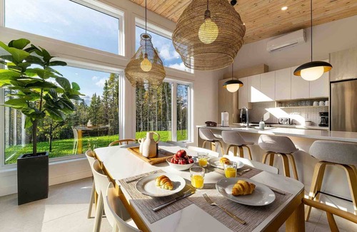 Baie-St-Paul Ski Chalet | Chalet Alpaga 21: Sauna, Hot Tub & Forest Views