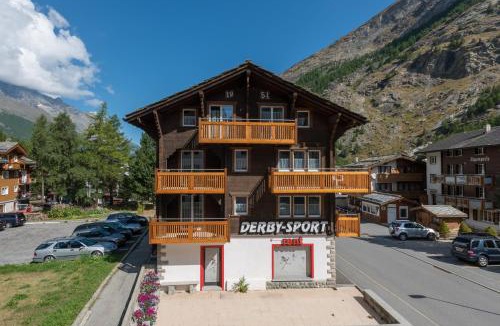 Saas Almagell Ski Chalet | Chalet Alpenrösli