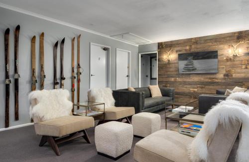 Jindabyne Hotel | Chalet Alpina