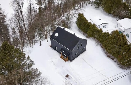 Saint-Raymond Ski Chalet | Chalet Altitude, Riverfront, Pet-Friendly
