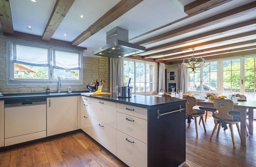 Lauterbrunnen House | Chalet am Schärm by Interhome