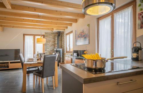 Chamoson Ski Chalet | Chalet Ambigu by Interhome