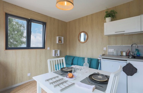 Trebeurden Ski Chalet | Chalet 'An Ti Koad Spa Privatif 800m Plage' with Private Terrace, Private Garden and Wi-Fi