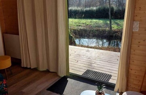 Saint-Just-de-Claix House | Chalet and terrace perched in the trees