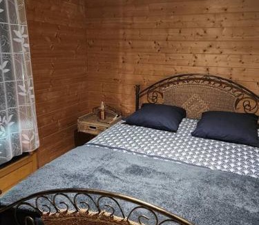 Signy-lAbbaye Ski Chalet | Chalet Antlana 2 avec cheminée