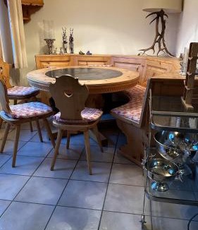 Saas im Prattigau Apartment | Chalet apartment & mountain view