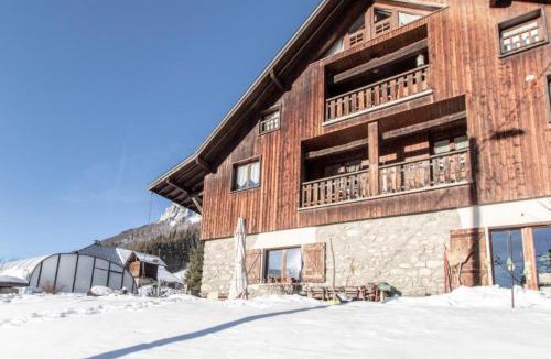 Saint-Ferreol Ski Chalet | Chalet Arclosan - Saint-Ferréol