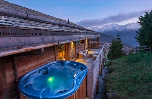 Verbier Ski Chalet | CHALET ARGENT - Four Bedroom Chalet, Sleeps 8