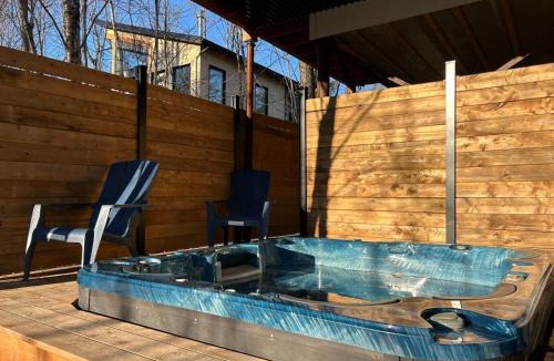 Pont-Rouge Ski Chalet | Chalet Arianna