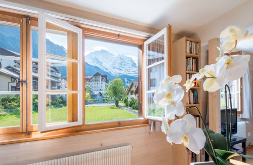 Wengen Apartment | Chalet Arven - top location, newly renovated