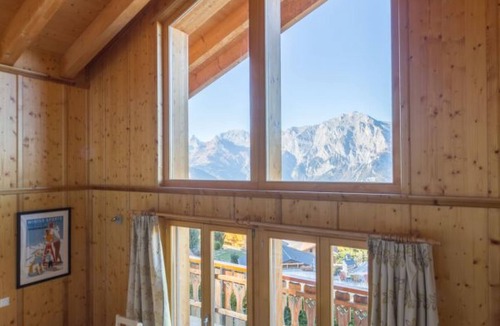 Saint-Pierre-de-Clages House | Chalet Asphodel by Interhome