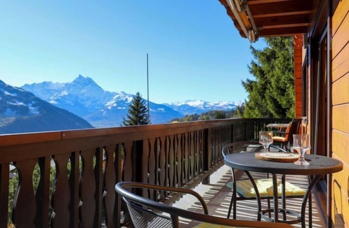 Alpe des Chaux House | Chalet Astrantia by Interhome