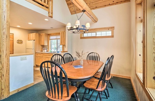 Klamath Falls House | Chalet at Running Y Resort w/Wraparound Deck!