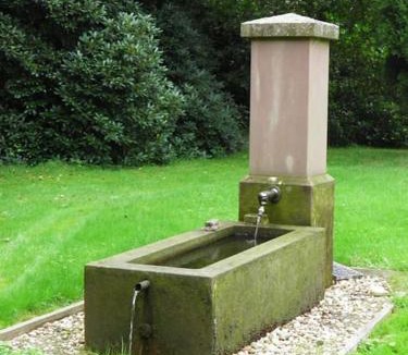 Saint-Quirin Ski Chalet | Chalet au bord de l’eau