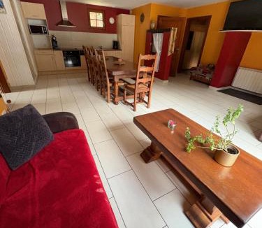 Xonrupt-Longemer Ski Chalet | Chalet au bord du lac de Longemer