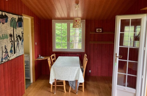 Neuville-sur-Sarthe Ski Chalet | Chalet au Calme et Dans la Verdure à 10 Minutes du Mans