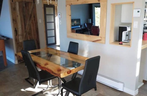Asbestos Ski Chalet | Chalet Au Quai des 3 Lacs. Waterfront with SPA at Val des Sources.