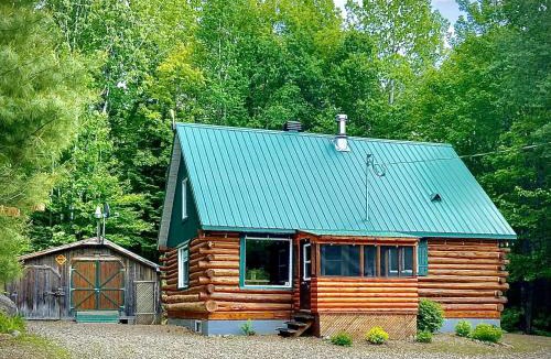 Mandeville Ski Chalet | Chalet au Toit Vert
