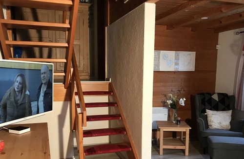 Mogelsberg Ski Chalet | Chalet 'Auszeit' with Mountain View, Garden & Wi-Fi
