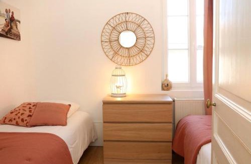 Chantilly Apartment | Chalet Aux Oiseaux - by La Boite en Plus