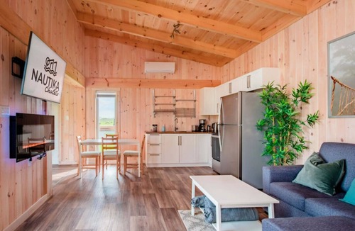 Gaspe Ski Chalet | Chalet avant vue sur la mer