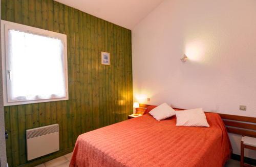 Usson-en-Forez House | Chalet avec Cheminée et Animaux Acceptés à Usson-en-Forez - FR-1-496-162