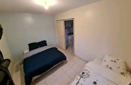 Mayet Ski Chalet | Chalet Avec Jardin à la Campagne, Proche Circuit Bugatti et zoo de la Flèche