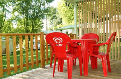 Saint-Girons Other | Chalet avec terrasse - 2 pers. - API-1-52-1592