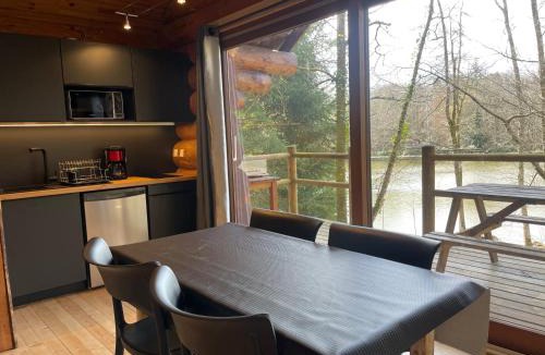 Payzac Ski Chalet | Chalet avec vue sur le lac