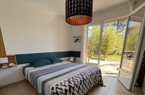 Parentis-en-Born Villa | Chalet Bambou