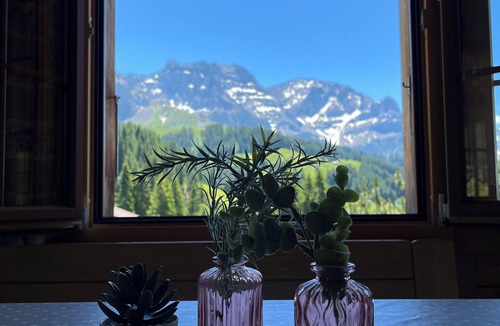 Achsete Ski Chalet | Chalet Bärgblüemli - the pearl in the Bernese Oberland