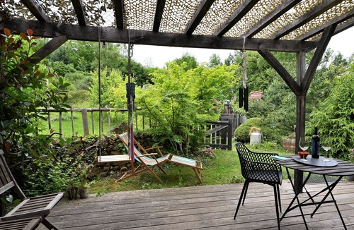 Arrien-en-Bethmale Cabin | Chalet "Belle Lune" with Mountain View, Private Terrace and Garden