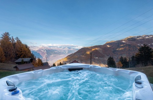 La Tzoumaz Cabin | Chalet Belle Roche Recently Renovated Jacuzzi