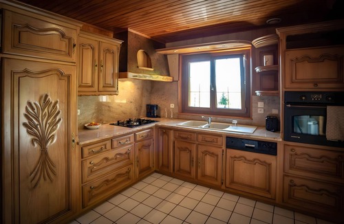 Basse-sur-le-Rupt Ski Chalet | Chalet 'Bellevue Vue Exceptionnelle' with Mountain View, Terrace and Garden