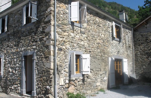 Aste-Beon Ski Chalet | CHALET BERGERIE PYRENEES VAL D'OSSAU SECT LARUNS 9/11 PERS TERRASSE JARDIN