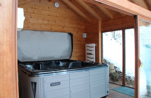 Les Clefs Ski Chalet | Chalet between lake and mountains SPA