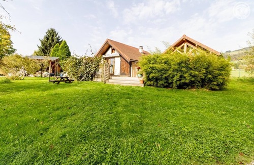 Saint-Christophe-la-Grotte House | CHALET BIEN-êTRE MARMOTTE