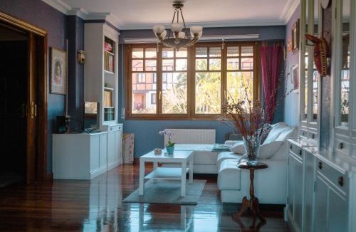 Sondika House | Chalet Bilbao-Aeropuerto