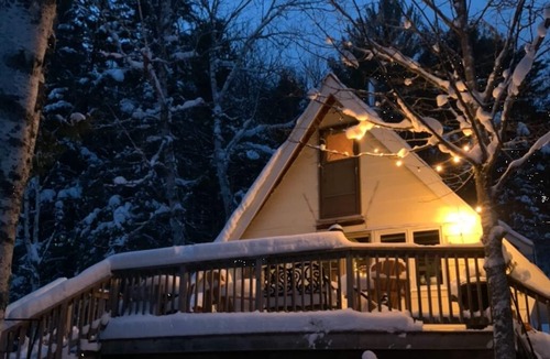Unorganized North East Parry Sound Cabin | Chalet Blue