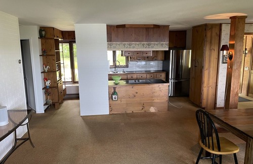 Eastman Ski Chalet | Chalet Bord de L'eau, Directement Voisin de Parc Orford