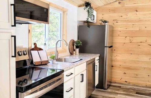 Cheticamp House | Chalet Bouleau Vacation Home