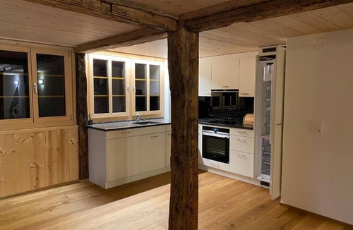 Meiringen House | Chalet Brünig mit zwei Wohnungen by Interhome