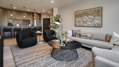 Highlands Townhomes Apartment | Chalet Brio