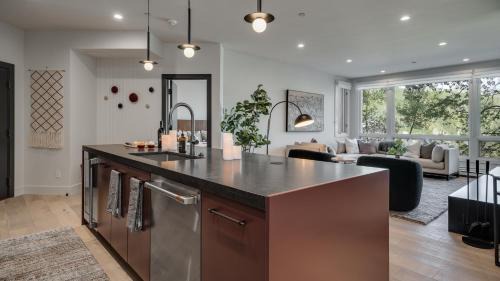 Highlands Townhomes Apartment | Chalet Brio