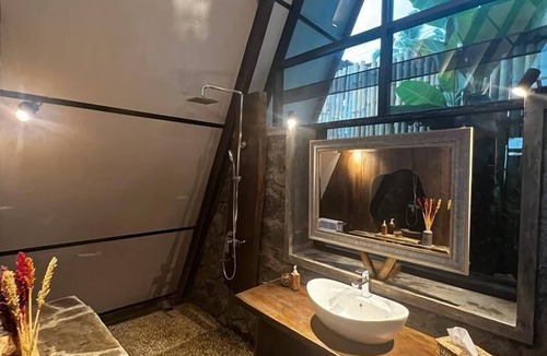 Tosari Hotel | Chalet Bromo lounge & lodge